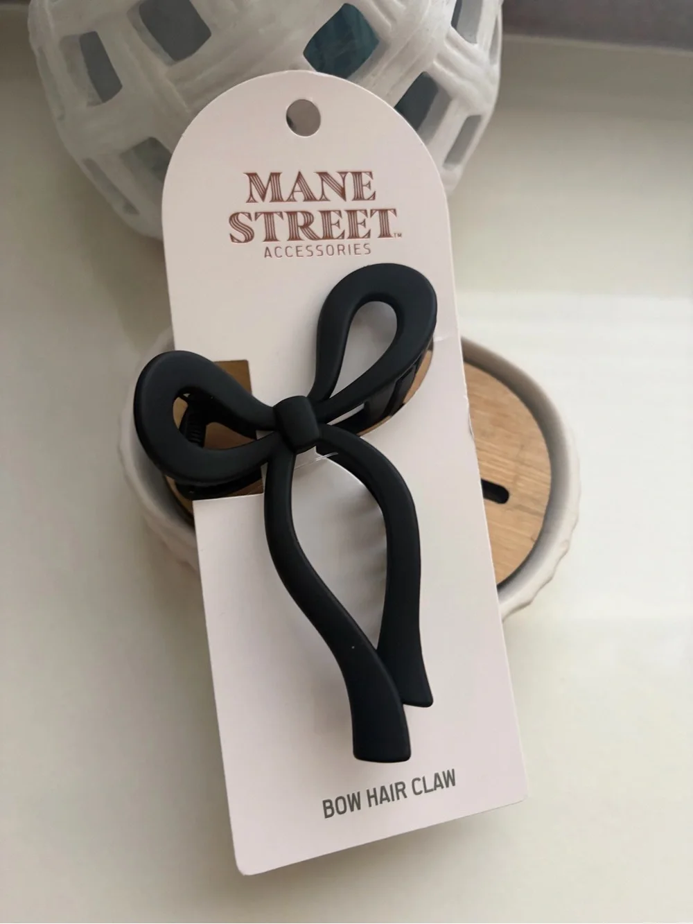 Mane Street Black Padded Scallop spa Headband with Black Bow Claw